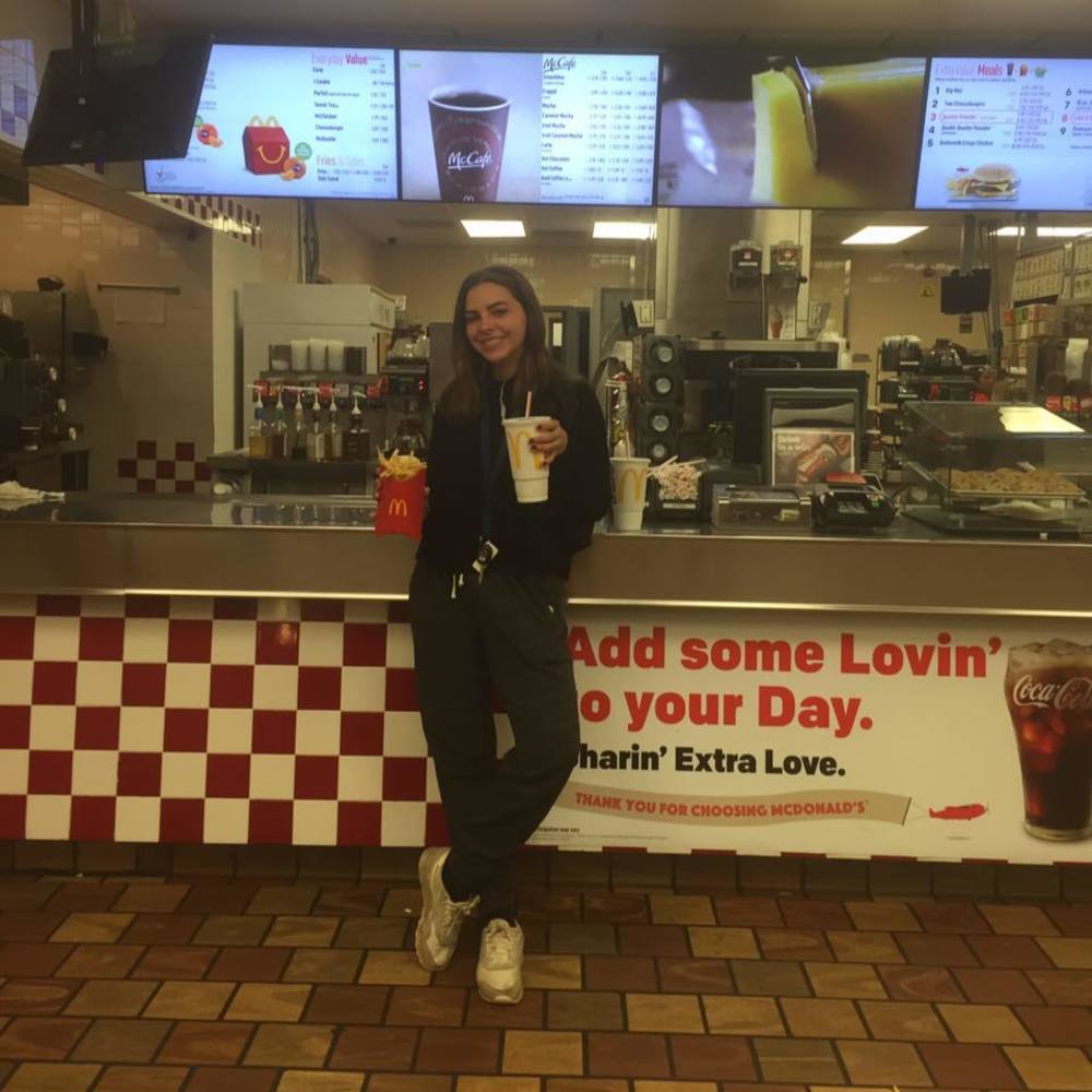 Meet your Posher, Micaela